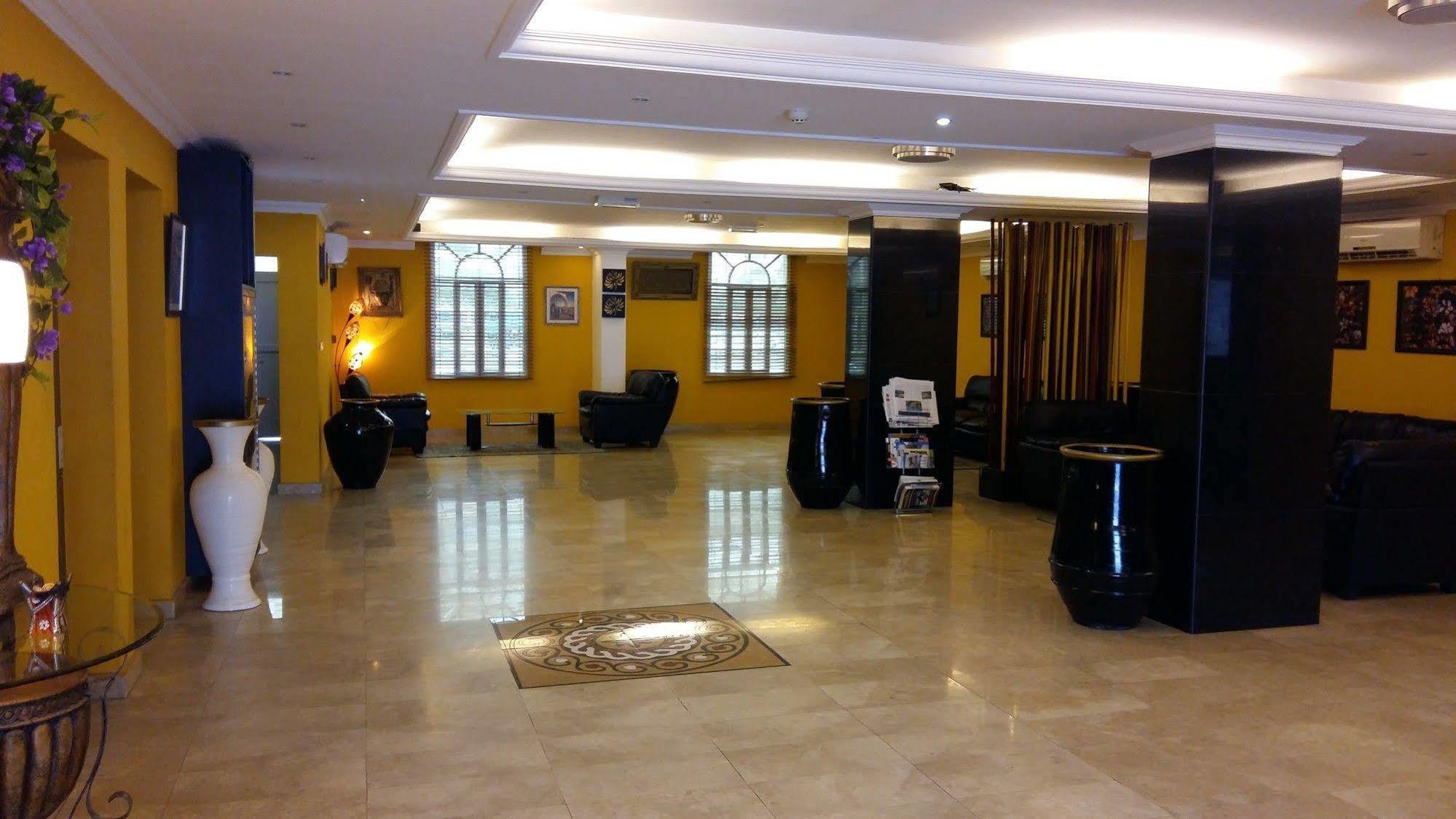 Majestic Hotel Wadi Kabir Экстерьер фото