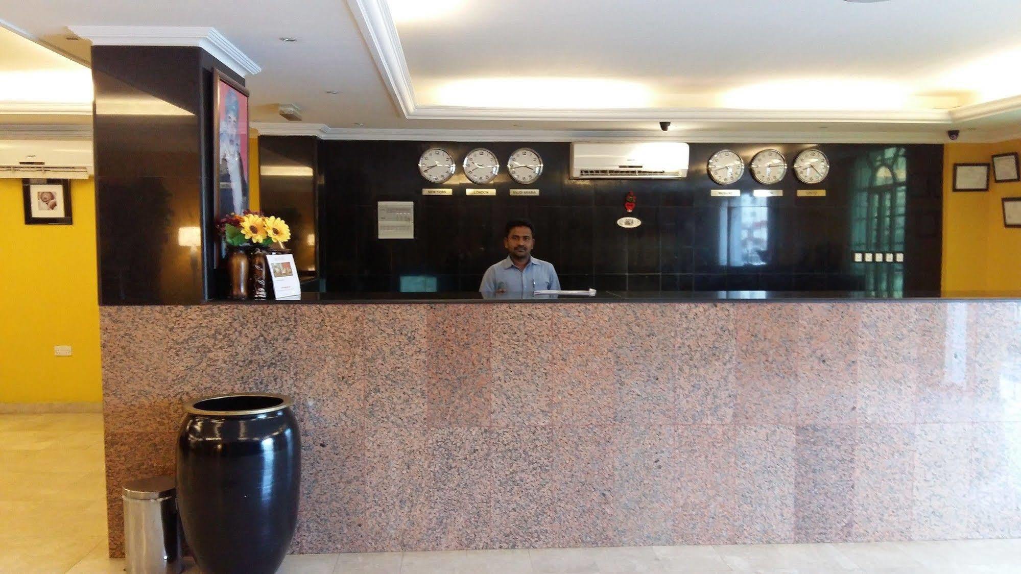 Majestic Hotel Wadi Kabir Экстерьер фото